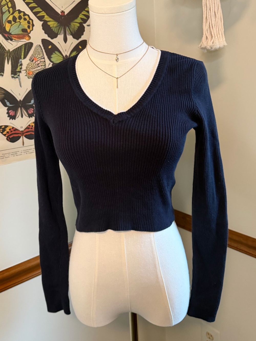 Brandy Melville Navy Ribbed V-Neck Long Sleeve Top